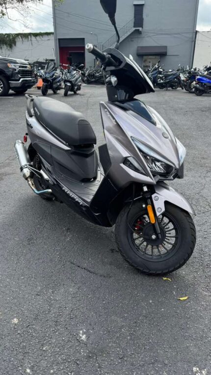 SCOOTER 150CC