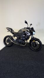 2023 KAWASAKI Z400 - Imagen 2