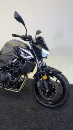 2023 KAWASAKI Z400 - Imagen 3