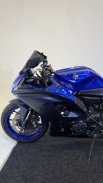 2023 YAMAHA R7 - Imagen 4