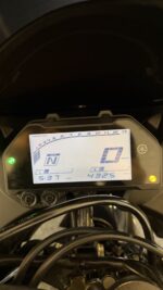 2022 YAMAHA R3 - Imagen 3