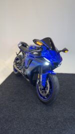 2024 YAMAHA R1
