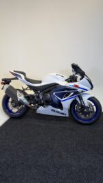 2023 SUZUKI GSX-R 1000 - Image 2
