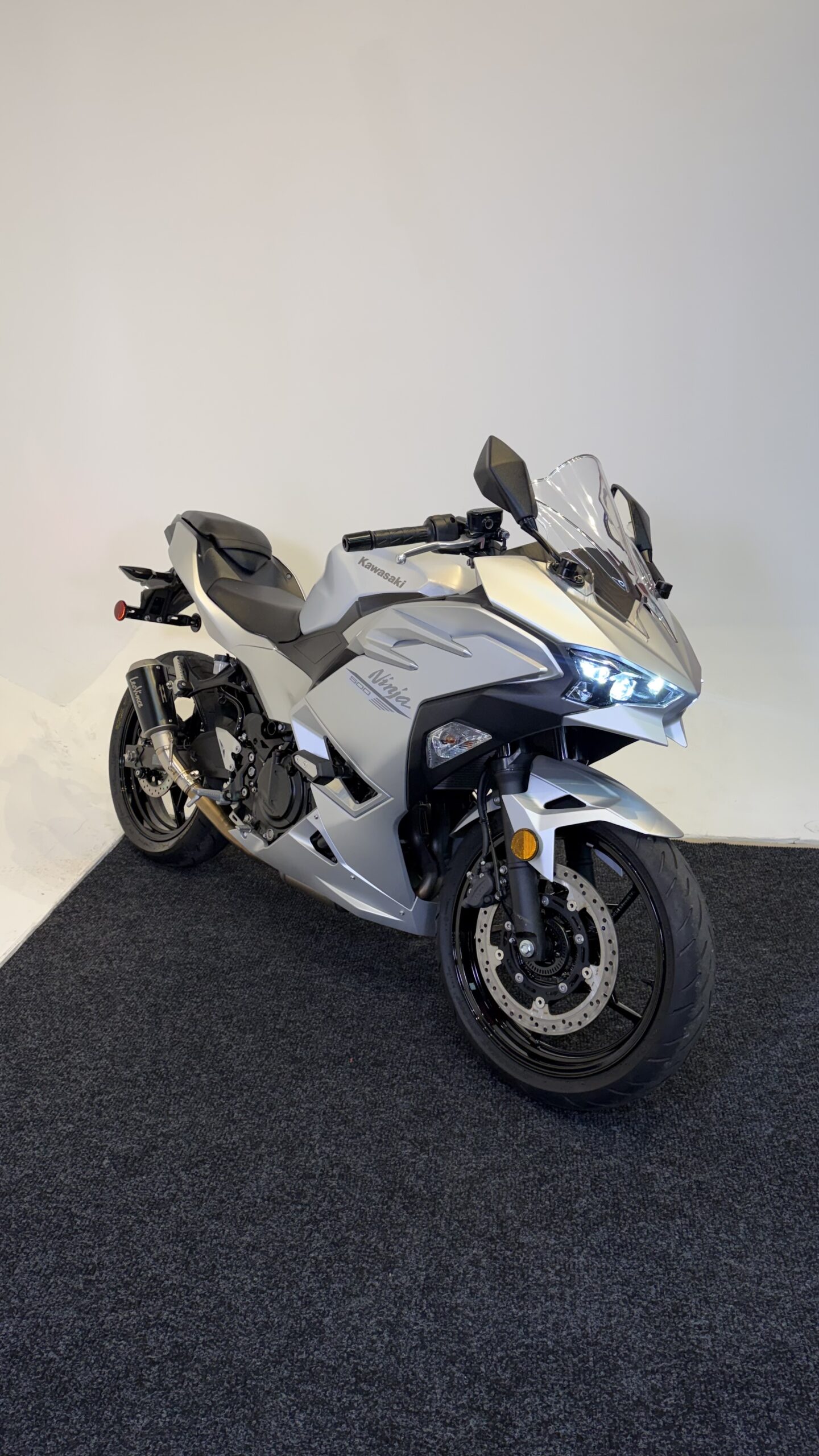 IMG_4993 2025 KAWASAKI NINJA 500 ABS - Image 1