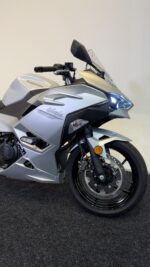 2025 KAWASAKI NINJA 500 ABS - Image 3