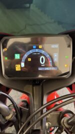 2025 HONDA CBR 650 E-CLUTCH - Image 8