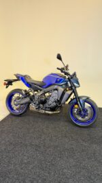 2025 YAMAHA MT09 - Image 2
