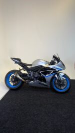 2025 SUZUKI GSX1000R - Image 2