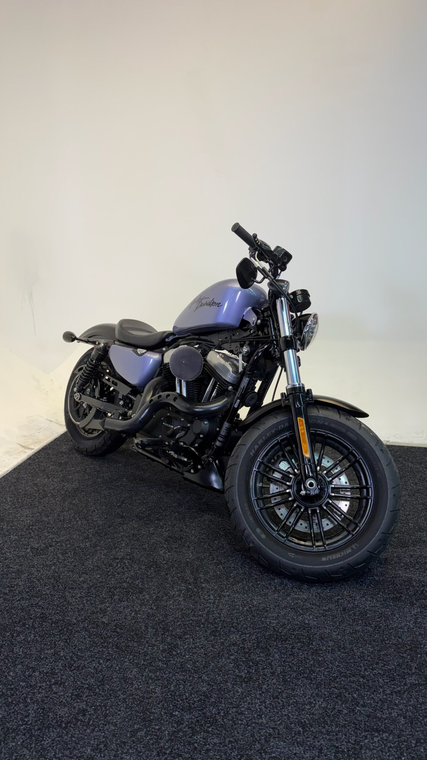 IMG_2286 2019 HARLEY DAVIDSON IRON 48 - Image 1