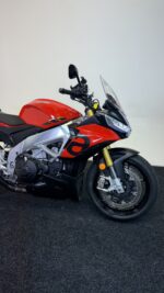 2023 APRILIA TUONO V4 1100 - Image 3