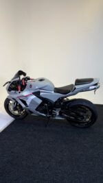 2025 HONDA CBR600RR - Image 3
